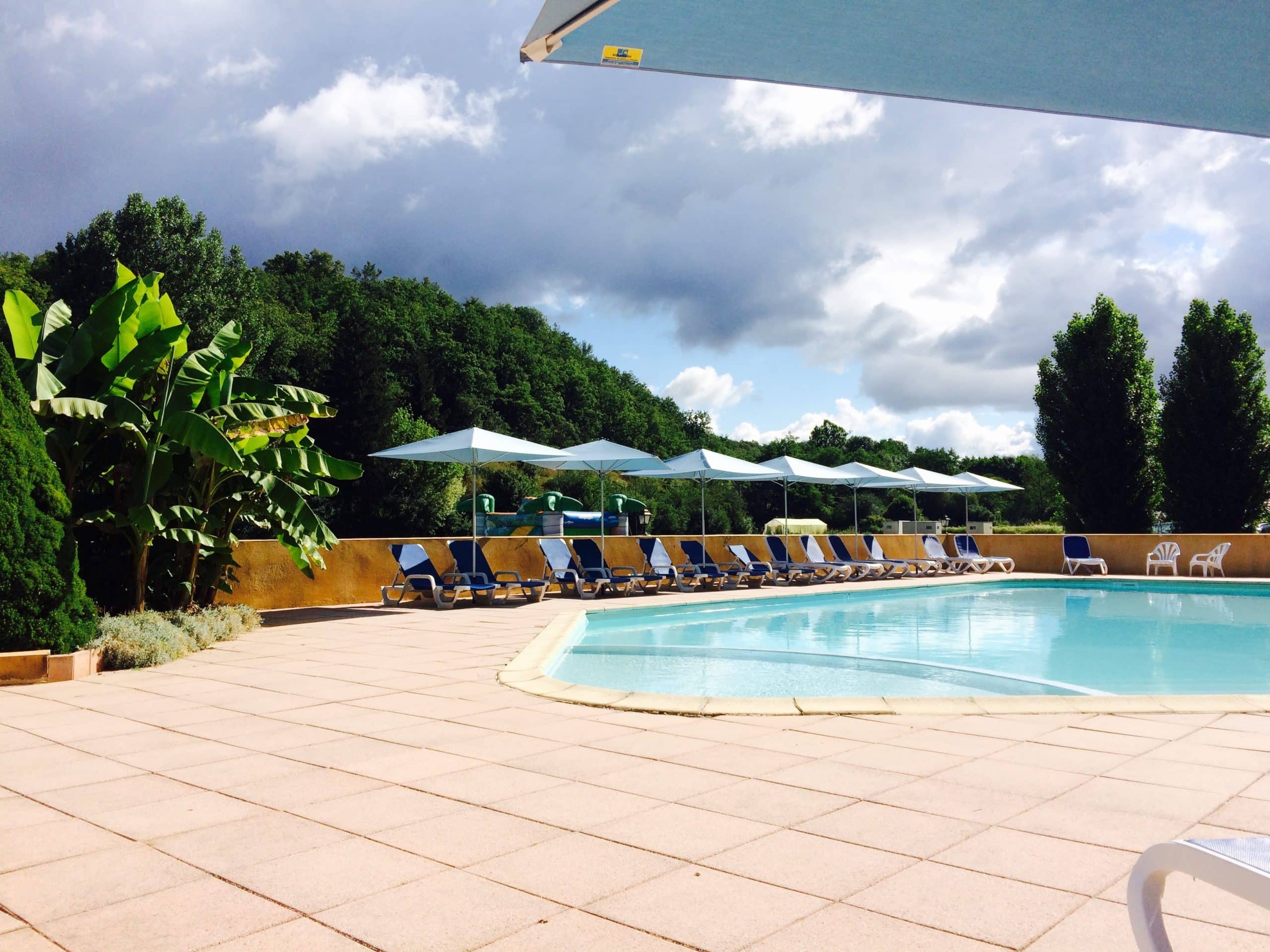 camping perigord avec piscine