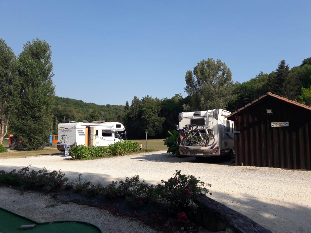 camping car area camping sarlat