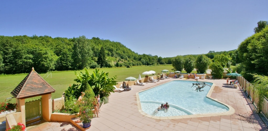 sarlat campsite with swimming pool