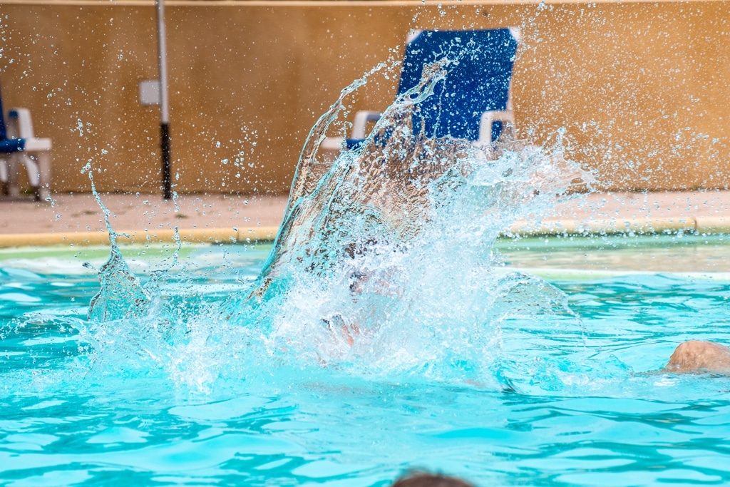 plongeon piscine camping 4 étoiles sarlat