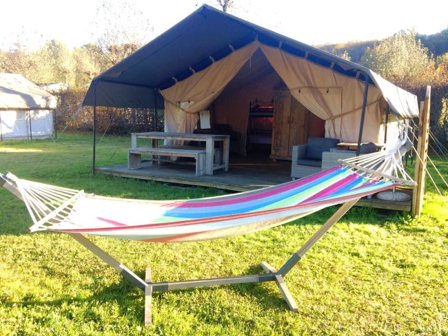 tente safari équipée dordogne