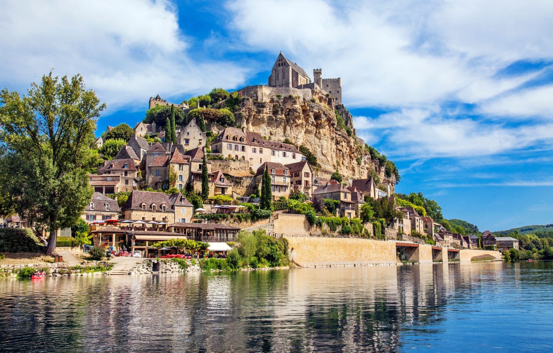 chateaux perigord noir