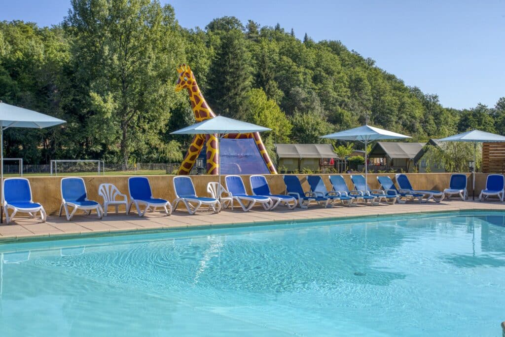 camping avec piscine près sarlat