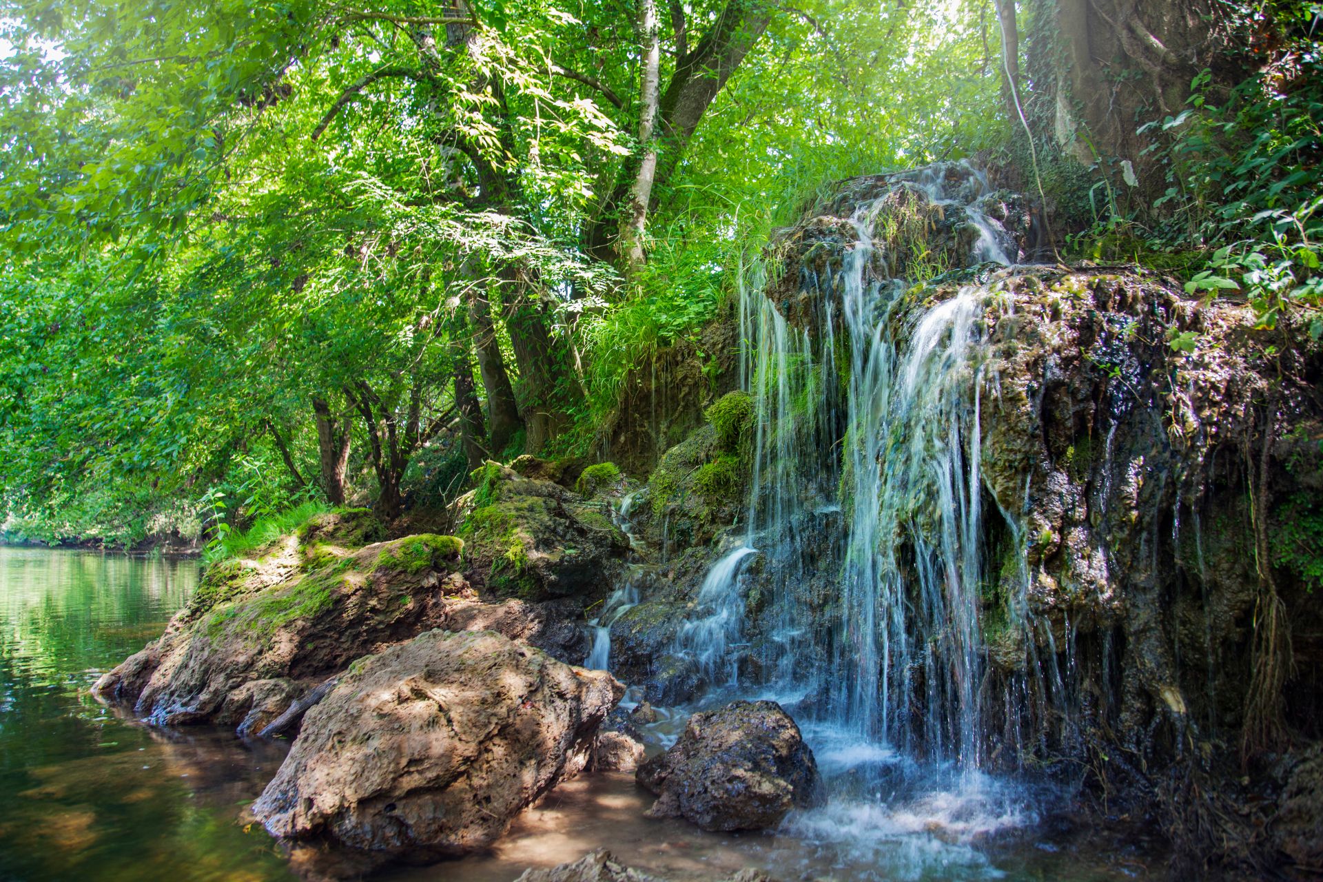 cascades dordogne